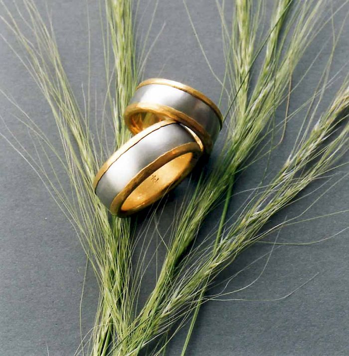 Trauringe Edelstahl mit Feingold